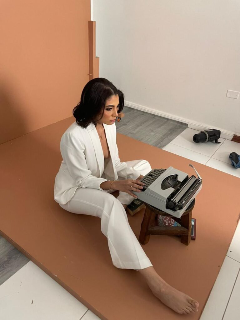 Esta imagen tiene un atributo ALT vacío; su nombre de archivo es PHOTO-2025-08-23-21-48-52-1-768x1024.jpg